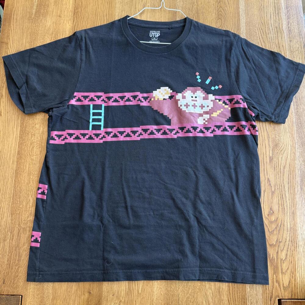 UNIQLO UTGP Donkey Kong Pixel Art T-Shirt Black Size XL